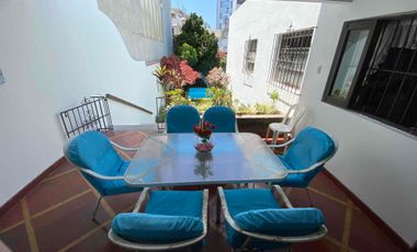 Venta casa a precio terreno San Isidro