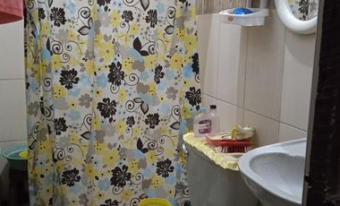 ¿Consideras mudarte a Tarapoto? Tenemos una casa familiar de 2 pisos con 9 cuartos en la Banda de Shilcayo.