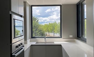 SE VENDE DEPARTAMENTO NUEVO COSTANERA LLANQUIHUE. ESPECTACULAR VISTA A LAGO Y VOLCANES