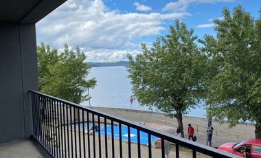 SE VENDE DEPARTAMENTO NUEVO COSTANERA LLANQUIHUE. ESPECTACULAR VISTA A LAGO Y VOLCANES