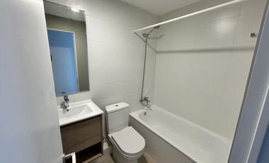 SE VENDE DEPARTAMENTO NUEVO COSTANERA LLANQUIHUE. ESPECTACULAR VISTA A LAGO Y VOLCANES