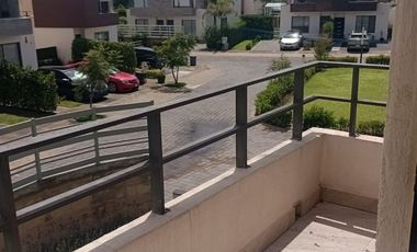 CASA EN VILLAS DEL CAMPO CALIMAYA