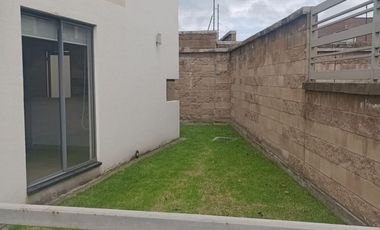 CASA EN VILLAS DEL CAMPO CALIMAYA