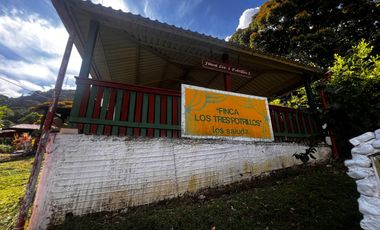 SE VENDE FINCA - SECTOR VIA RESTREPO