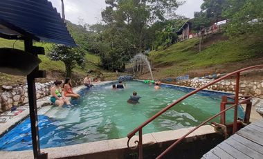 SE VENDE FINCA - SECTOR VIA RESTREPO