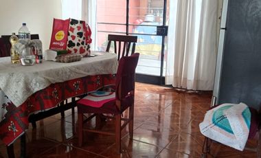 SE VENDE CASA COMO  TERRENO