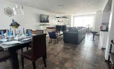 Casa en venta de 300 mts²