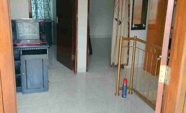 Di sewakan Rumah furnised dlm komplek perumahan dkt RS condongcatur