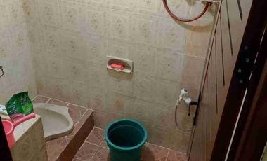 Di sewakan Rumah furnised dlm komplek perumahan dkt RS condongcatur