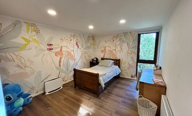 EN VENTA ESPECTACULAR Y AMPLIA CASA EN PUERTO VARAS A PASOS DE COLEGIO ALEMAN