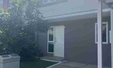 Dijual rumah Dayana Summarecon 2 lantai di Bandung