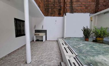 Venta de Casa en Propiedad horizontal Castilla, Medellín 220m2 $550 millones negociables