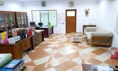 JUAL TANAH SHM PEKARANGAN BONUS RUKO 2 LANTAI DI JALAN MAGELANG