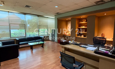 Office Building for Sale in Menteng Inti, Central Jakarta – Land 885 m², Building 2,560 m², Prime Location Near Gondangdia Station