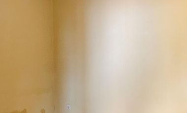 Rumah siap huni di kompleks perumahan Lingkar