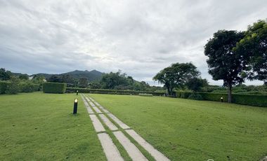 Crea Khao Yai | Elegant Renovated Detached 4 Bed House