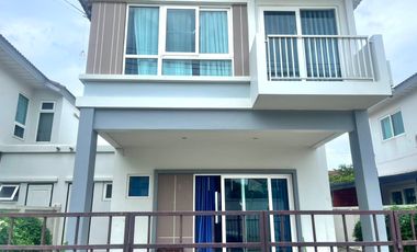 Beautiful Home in a Prime Location — Just Minutes from the BTS Supalai Bella Wongwaen–Lamlukka Khlong 3 Project