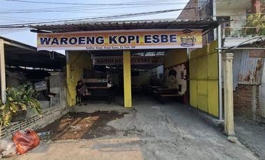 Dijual Rumah di jalan besar, persis depan pabrik Sinar Baja di Wonoayu, Sidoarjo.