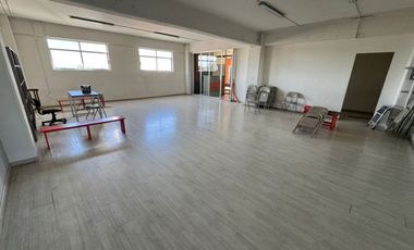 LOCAL COMERCIAL EN RENTA PLAZA ZENDERA SAN PEDRO CHOLULA 101 M2