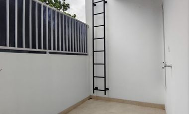 Rumah Baru 2 Lantai Minimalis Modern Komplek Antapani Bandung