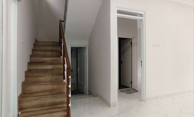 Rumah Baru 2 Lantai Minimalis Modern Komplek Antapani Bandung