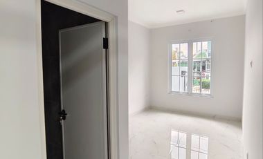 Rumah Baru 2 Lantai Minimalis Modern Komplek Antapani Bandung