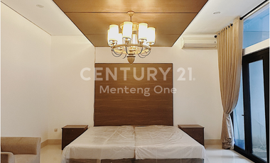 Luxury 3-Storey House for Rent in Menteng, Central Jakarta – 5+1 Bedrooms, Full Furnished, Private Pool, IDR 700 Million/Year