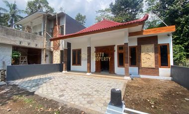RUMAH SIAP HUNI DESIGN ETNIK MODERN DI BOROBUUR