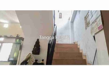 Dijual Rumah Kos UI dan Rumah Utama di Depok