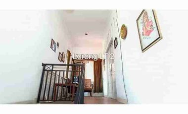 Dijual Rumah Kos UI dan Rumah Utama di Depok