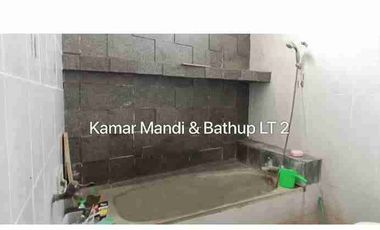 Dijual Rumah Kos UI dan Rumah Utama di Depok