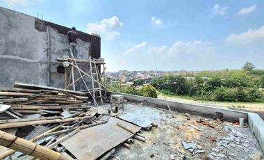 Kos Exclusive Full Furnish 35 KT Kawasan UNS Strategis Finishing