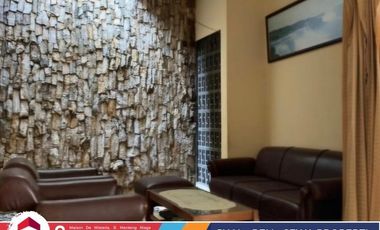 jual rumah unik di kuningan lokasi strategis dan bebas banjir