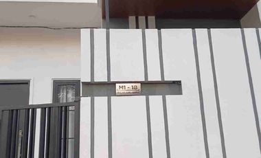 Rumah baru Araya di jalan Boulevard furnish disewakan langka & ciamik