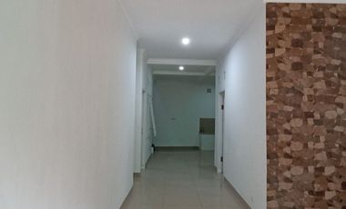 Dijual Cepat Rumah di sariwangi dkt setra duta setiabudi sudah shm
