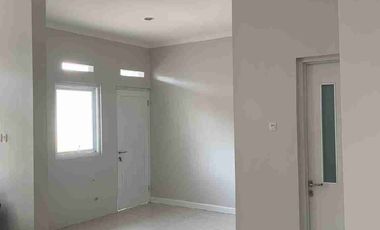 DI JUAL RUMAH 2 LANTAI BAGUS NAN CANTIK STRATEGIS DEKAT YARSI JAKARTA PUSAT