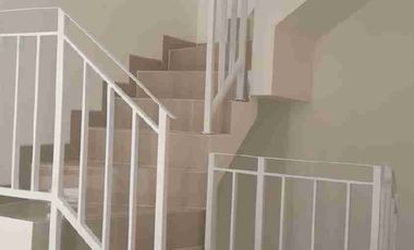 DI JUAL RUMAH 2 LANTAI BAGUS NAN CANTIK STRATEGIS DEKAT YARSI JAKARTA PUSAT