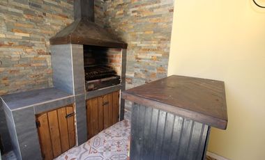 Se Vende Hermosa Casa en Calle Julio Onill, Buin