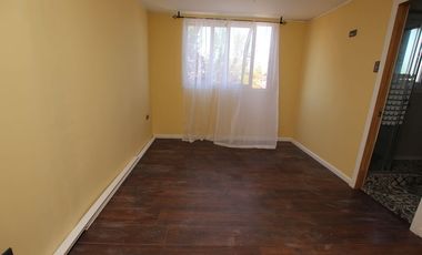 Se Vende Hermosa Casa en Calle Julio Onill, Buin