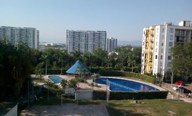 Se arrienda espectacular apartamento piso (403) Torre 4 Norte.