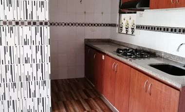 Se arrienda espectacular apartamento piso (403) Torre 4 Norte.