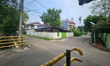 Rumah Hoek di Pondok Jaya Bintaro Sektor 3A, Selangkah Ke Tol dan KRL
