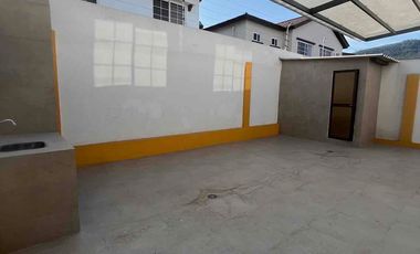 Alquilo Casa de 3 habitaciones + estudio en planta baja (que puede ser habit auxiliar) en Terranostra