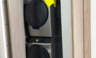 Se vende Departamento esquinero 3 habit en edificio de Lujo Titanium frente al C.C el dorado