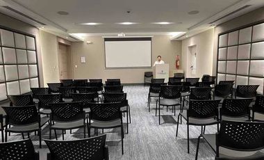 Se vende Departamento esquinero 3 habit en edificio de Lujo Titanium frente al C.C el dorado