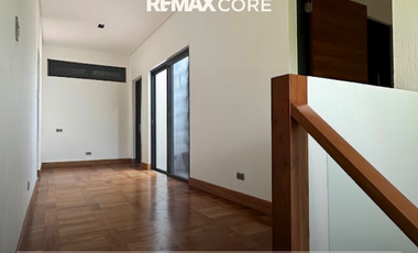 FOR SALE: 3-Bedroom House in Ayala Alabang Village