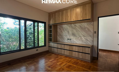 FOR SALE: 3-Bedroom House in Ayala Alabang Village