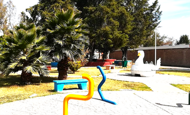 CASA EN TEYAHUALCO (a dos cuadras del Circuito Mexiquence)