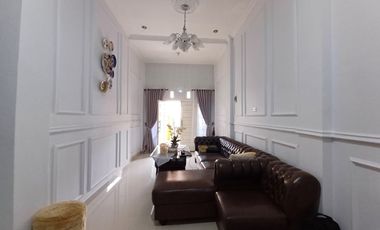 Dijual Cepat Rumah Bagus 2 Lantai Siap Huni di Graha Masturah Jl MP Mangkunegara  Palembang