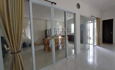 Dijual Cepat Rumah Bagus 2 Lantai Siap Huni di Graha Masturah Jl MP Mangkunegara  Palembang